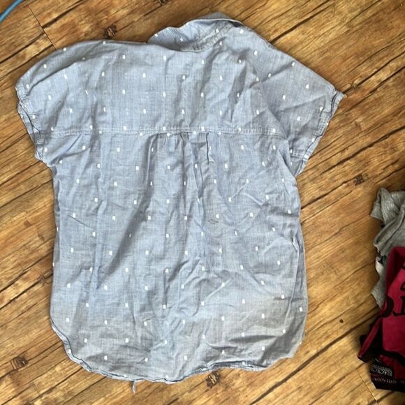 Medium Blue Cloth & Stone Short Sleeve Button Down Top - Picture 3 of 5